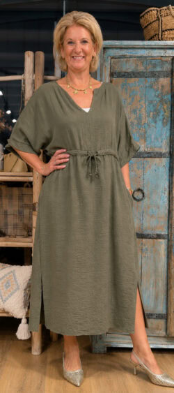 Oversized koord jurk khaki - Len 185839 (30 juni weer op voorraad, je kunt al bestellen)