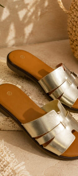 J-266. Fashion slippers goud met comfy zooltje