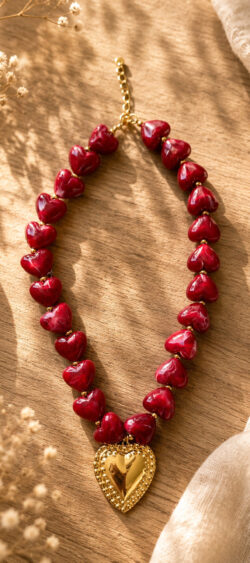 Korte ketting bordeaux marmer hartjes met hart hanger - Sil