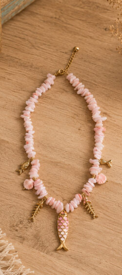 Schelpen ketting roze met vis bedels Sil - 187363