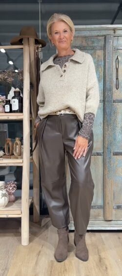Chunky wollige pullover met kraagje zand- Elza 190490