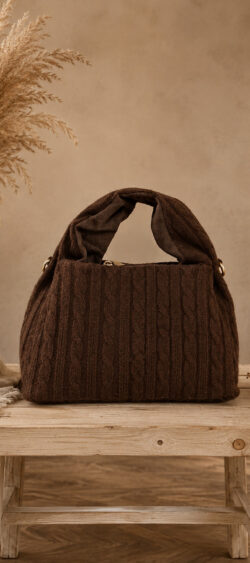 Stevige gebreide handtas bruin Lily - 192813