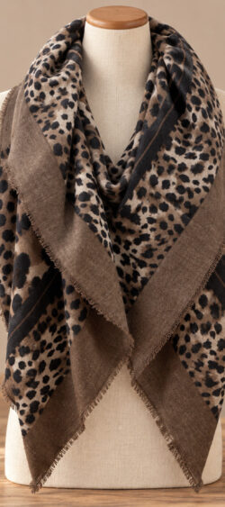 Vierkante leopard sjaal bruin/zwart