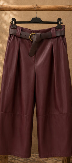 Leatherlook bandplooi culotte bordeaux - Evy 192838