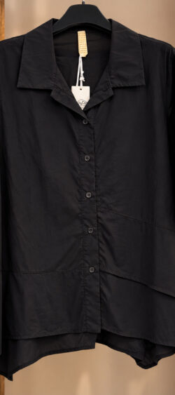 A-lijn laagjes blouse poppelin zwart - Evy 195516 (22 september weer op voorraad, je kunt al bestellen)